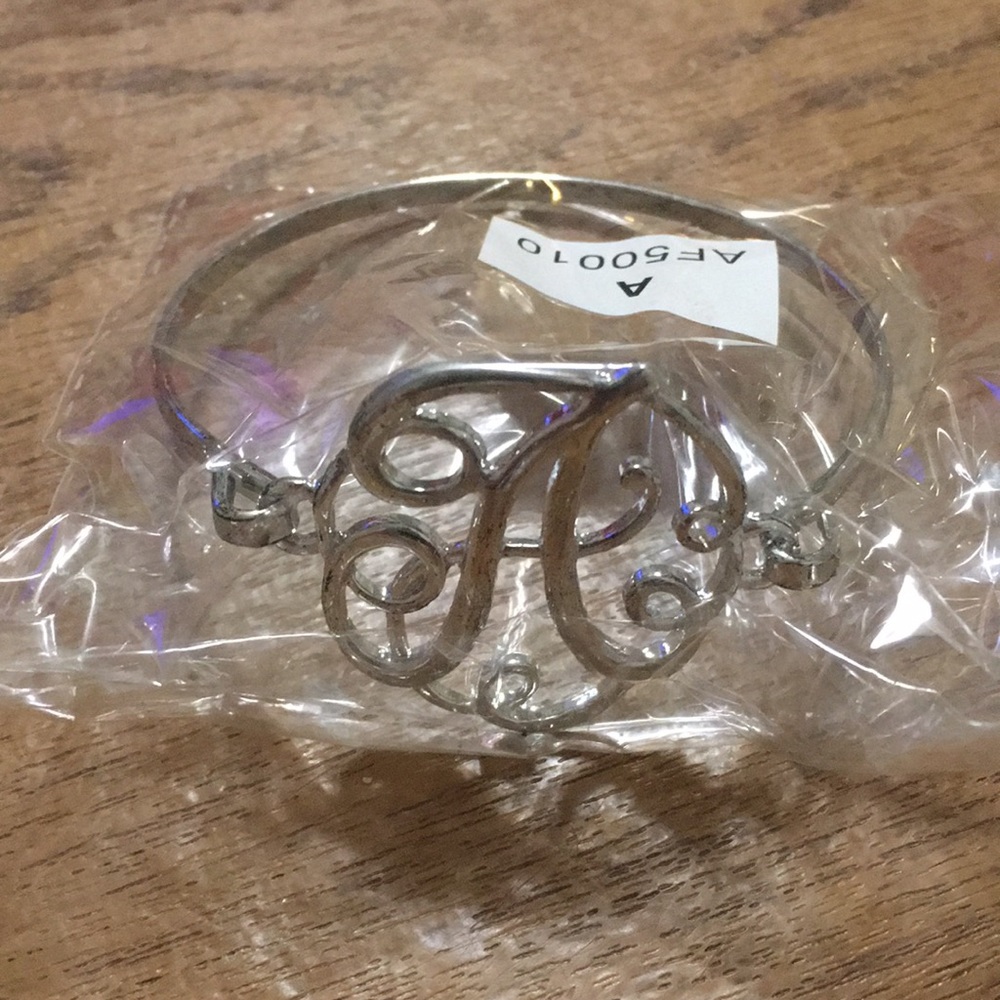 Silvertone initial bracelet – “A”, NIP
